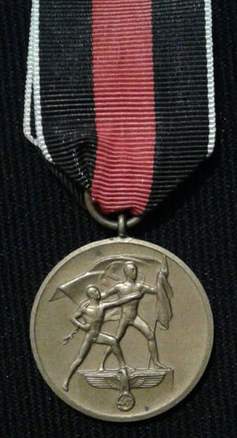 WW2 GERMAN MEDAILLE ZUR