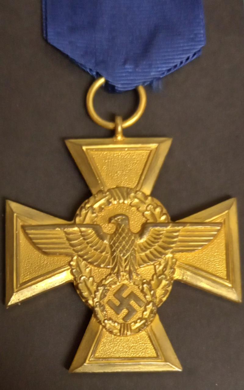 WW2 GERMAN 1st CLASS POLICE LONG SERVICE MEDAL