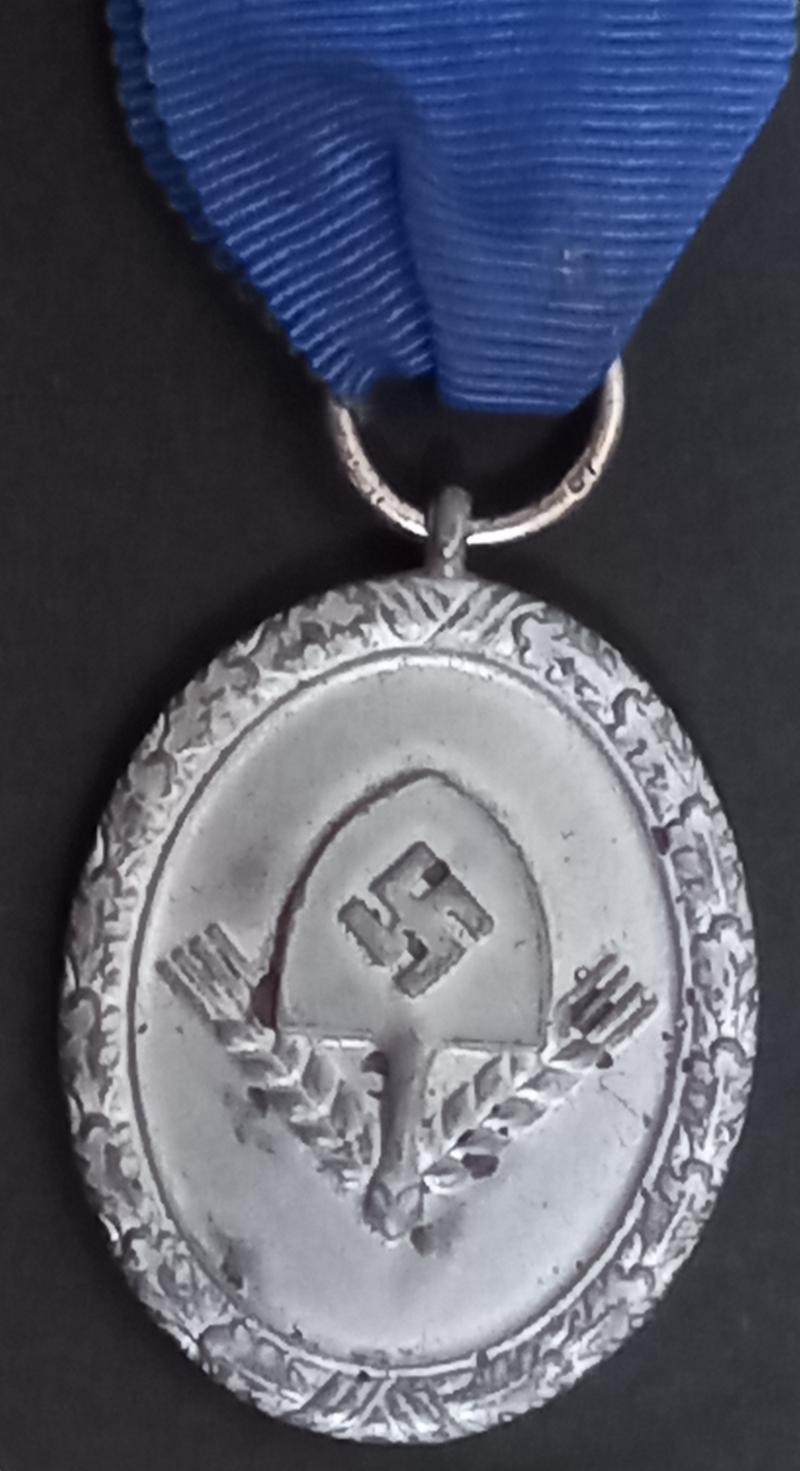 WW2 GERMAN  STATE LABOUR SERVICE RAD MEDAL