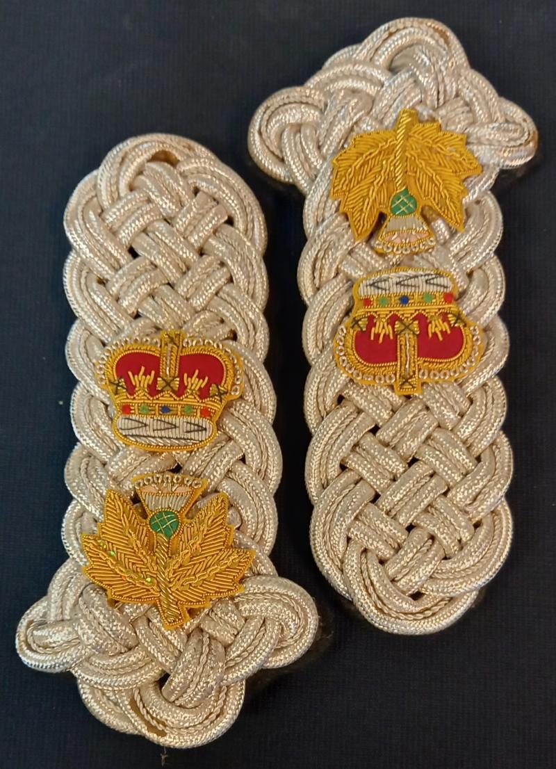 CEREMONIAL EPAULETS SHOULDER BOARDS,