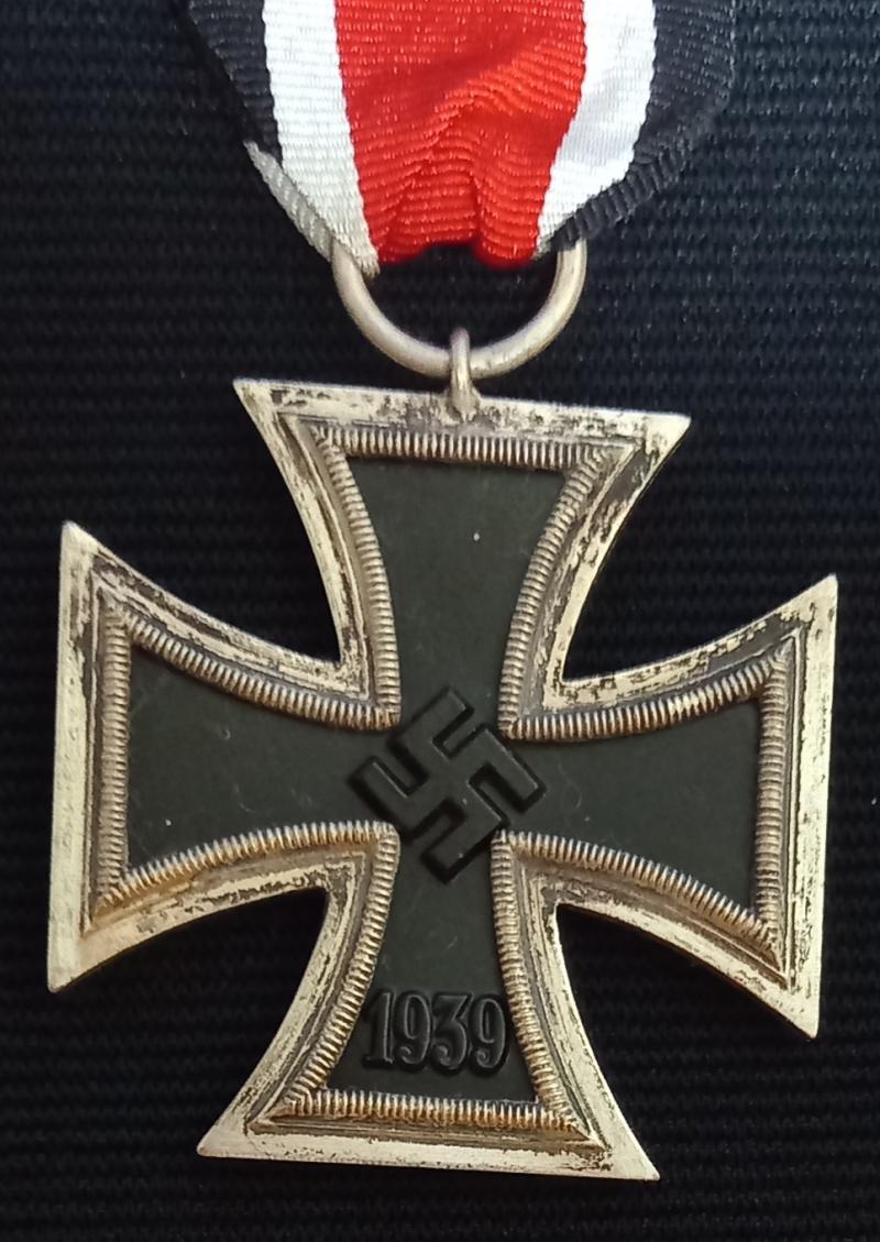 WW2 GERMAN IRON CROSS 2ND CLASS