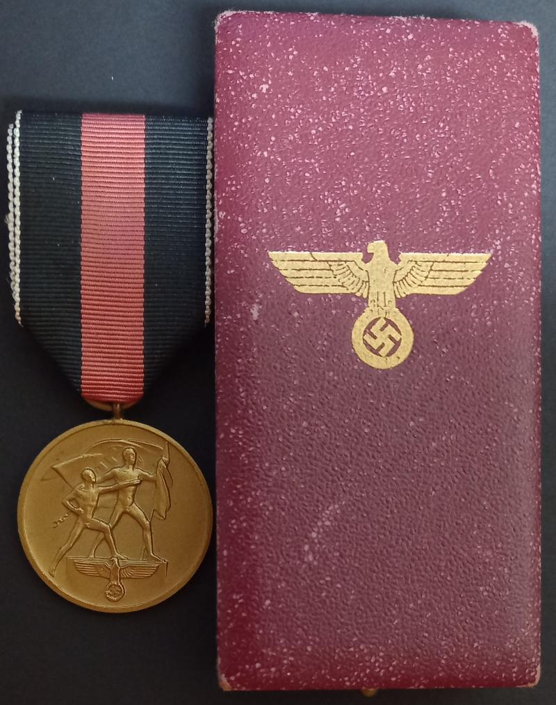 WW2 GERMAN MEDAILLE ZUR ERINGERUNG 1 OCTOBER 1938