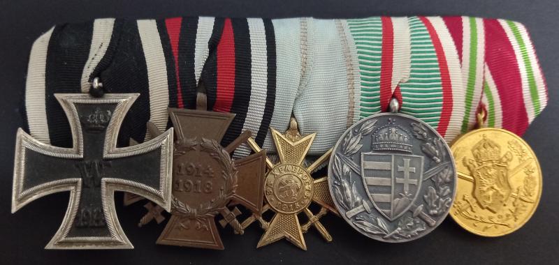 GERMAN WW1 IRON CROSS GROUP OF FIVE