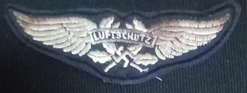 WW2 GERMAN REICH  LUFTSCHUTZ SHIRT BREAST BADGE