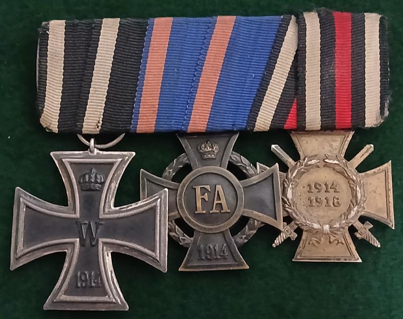 GERMAN/OLDENBURG WW1 GROUP OF THREE .