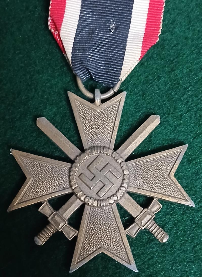 WW2 GERMAN WAR MERIT CROSS 2ND CL BRONZE