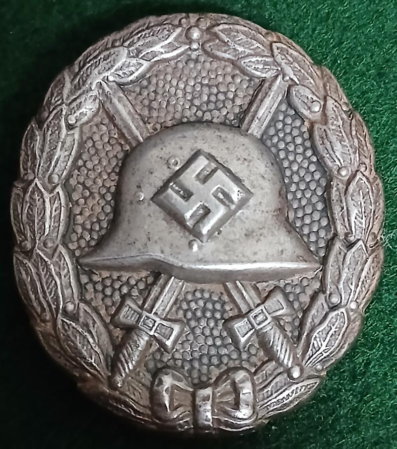 WW2 GERMAN 'SPANISH' WOUND BADGE IN BLACK