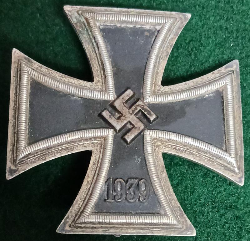 WW2 IRON CROSS 1ST CLASS