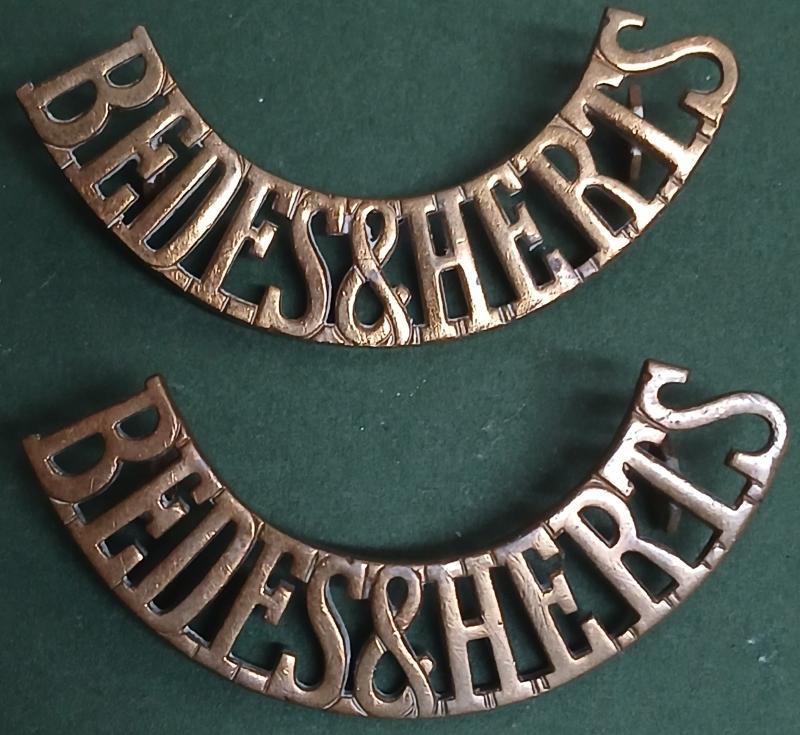 THE BEDFORDSHIRE & HERTFORDSHIRE REGIMENT