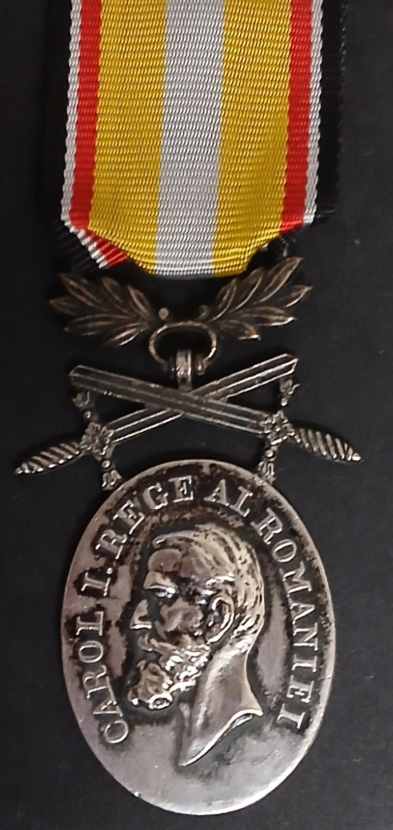 Romania's Medal for Valour & Faith,  WW1 issue.