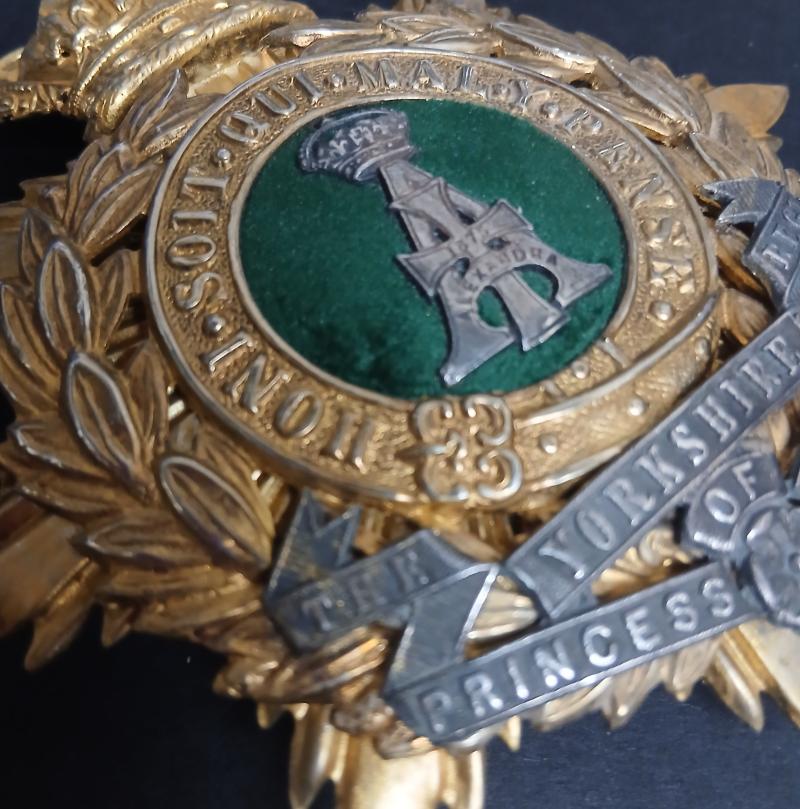 THE YORKSHIRE REGIMENT .