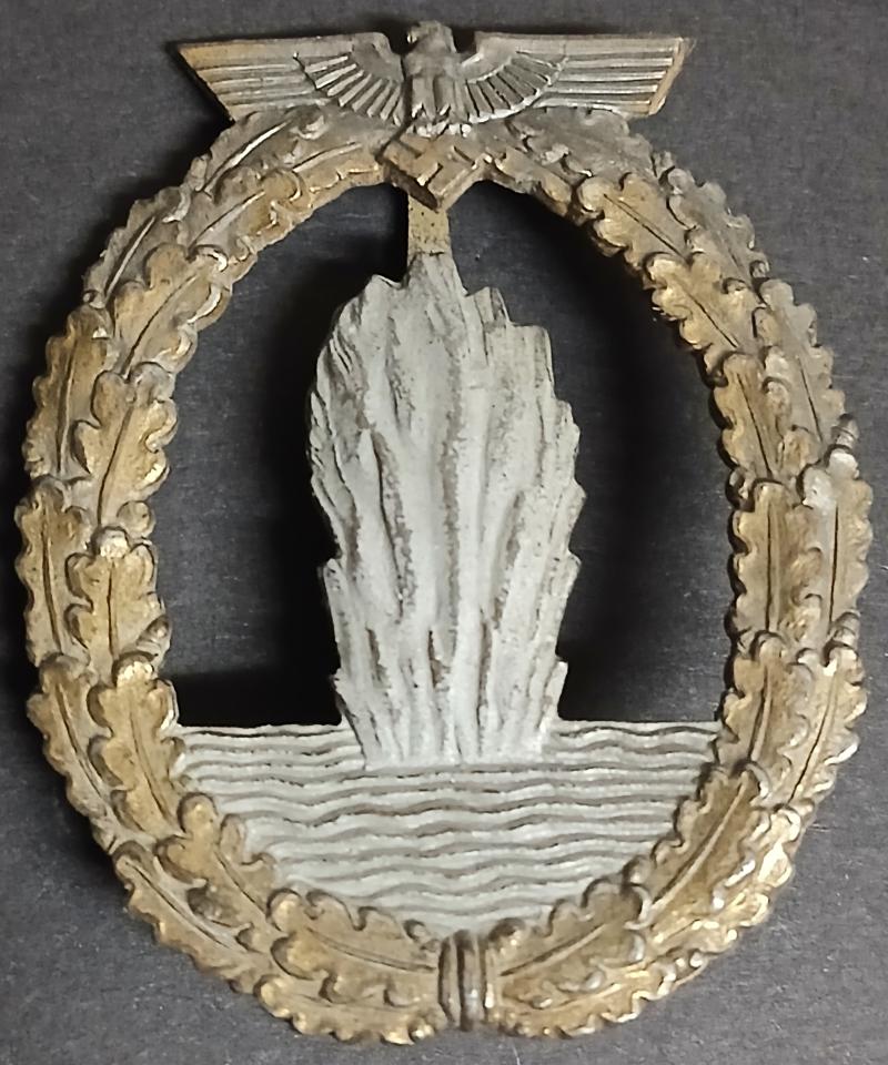 WW2 GERMAN MINESWEEPER-SUB HUNTER WAR BADGE