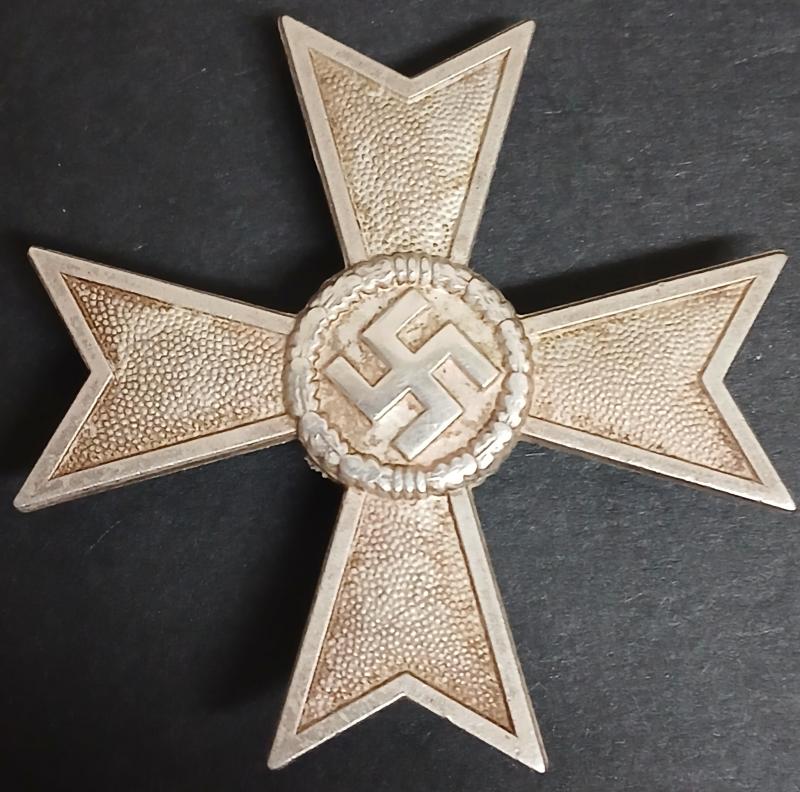 WW2 GERMAN 1ST CLASS  WAR MERIT CROSS